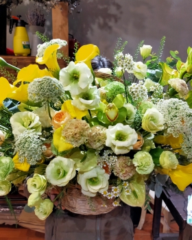 Giỏ Hoa Tươi Chúc Mừng LV-302