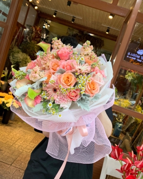 Bó Hoa Chúc Mừng - Bó Hoa Tươi LV-8483