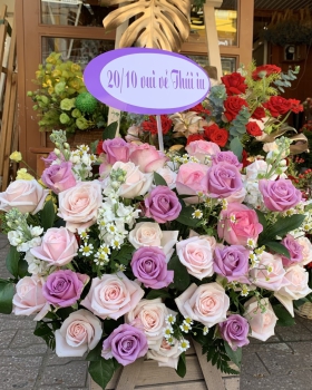 Giỏ Hoa Chúc Mừng Lễ 20/10 LV-112