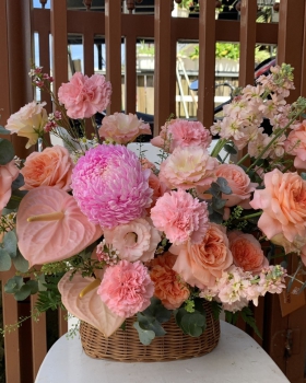 Giỏ Hoa Chúc Mừng - Giỏ Hoa Tươi LV-1602