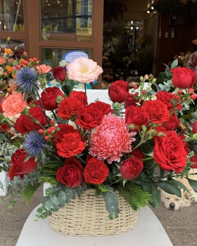 Giỏ Hoa Chúc Mừng - Giỏ Hoa Tươi LV-0103