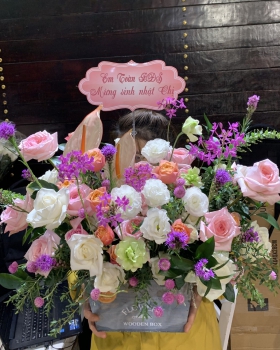 Giỏ Hoa Tươi Chúc Mừng Sinh Nhật LV-0609