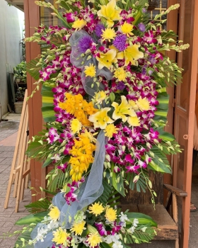 Hoa Tươi Chia Buồn - Kệ Hoa Tươi LV0021