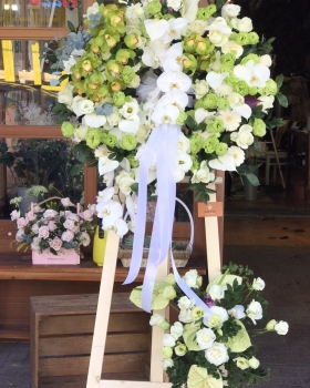 Kệ Hoa Tươi Chia Buồn - Kệ Hoa Đẹp LV1066