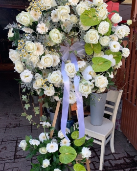 Kệ Hoa Tươi Chia Buồn LV-1060