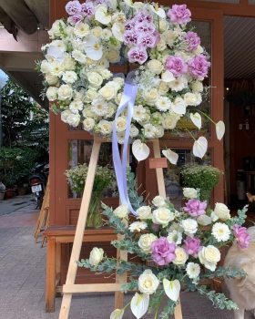 Kệ Hoa Tươi Chia Buồn- Kệ Hoa Đẹp LV-2060