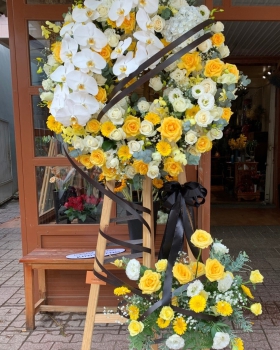 Kệ hoa tươi chia buồn hiện đại - kệ hoa đẹp LV 7425