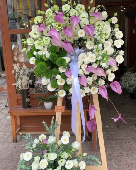 Kệ hoa tươi chia buồn hiện đại - kệ hoa đẹp LV 4211