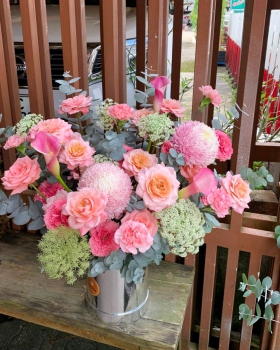 Giỏ Hoa Tươi Chúc Mừng Sinh Nhật LV-6B12