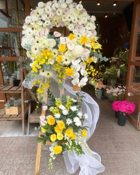 Kệ Hoa Tươi Chia Buồn - Hoa Viếng LV-6A06