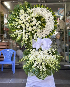 Hoa Tươi Chia Buồn - Kệ Hoa Tươi LV920