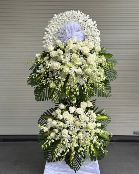 Hoa Tươi Chia Buồn - Kệ Hoa Tươi LV620