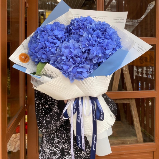 Bó Hoa Tươi Chúc Mừng Sinh Nhật - LV-0111