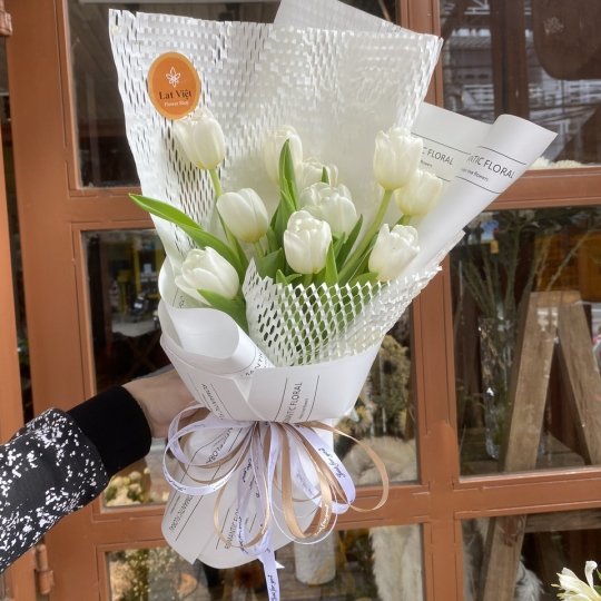 Bó Hoa Chúc Mừng - Bó Hoa Tươi LV-8547