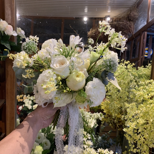 Bó Hoa Cưới - Hoa Tiệc LV-0012