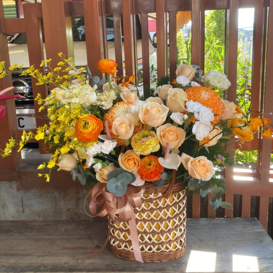 Giỏ Hoa Tươi Chúc Mừng Sinh Nhật LV-M012