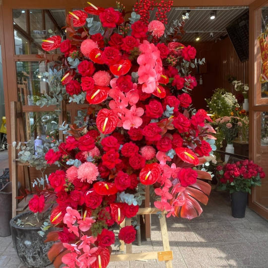 Kệ Hoa Tươi Chúc Mừng LV - S088