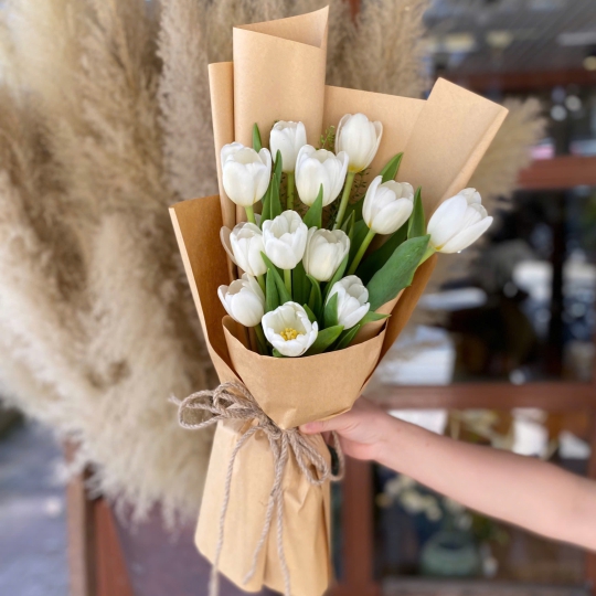 Bó Hoa Tươi Chúc Mừng - Hoa Tulip TN025