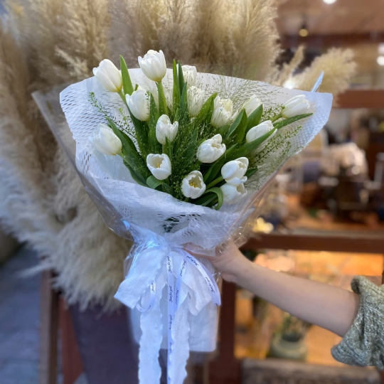 Bó Hoa Tươi Chúc Mừng - Hoa Tulip TN820