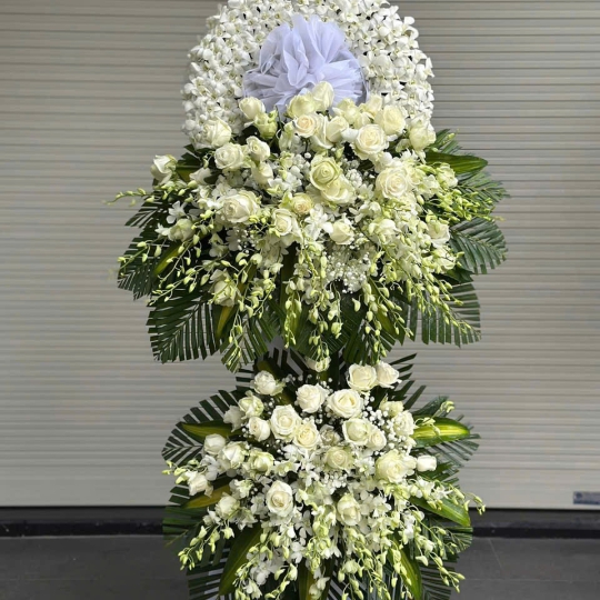 Hoa Tươi Chia Buồn - Kệ Hoa Tươi LV620