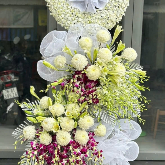 Hoa Tươi Chia Buồn - Kệ Hoa Tươi LV596