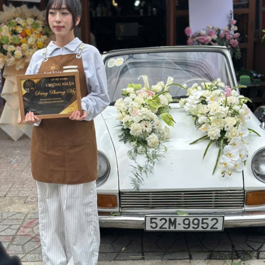 Học Cắm Hoa Lat Việt LV01