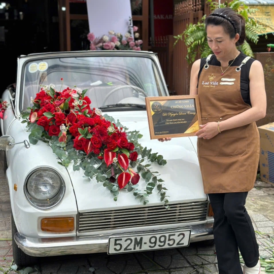 Khóa Học Cắm Hoa Lat Việt LV01