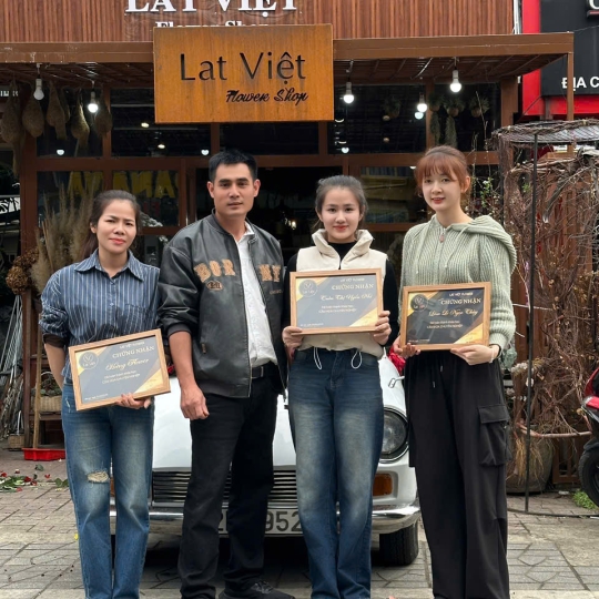 Chứng Chỉ Hoàn Thành Khóa Học Cắm Hoa